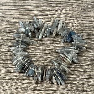 Elegant Gray and Blue Stone Bracelet (Kyanite)